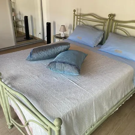 Le Terrazze Apartment *